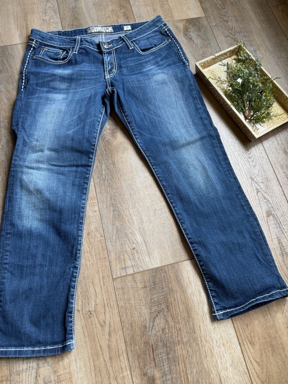 BKE Women's Dark Blue Denim Capris size 31